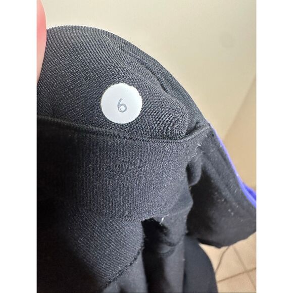 Lululemon Black Reversible Mid Rise Vintage Flare Leggings Size 6 - Picture 5 of 5